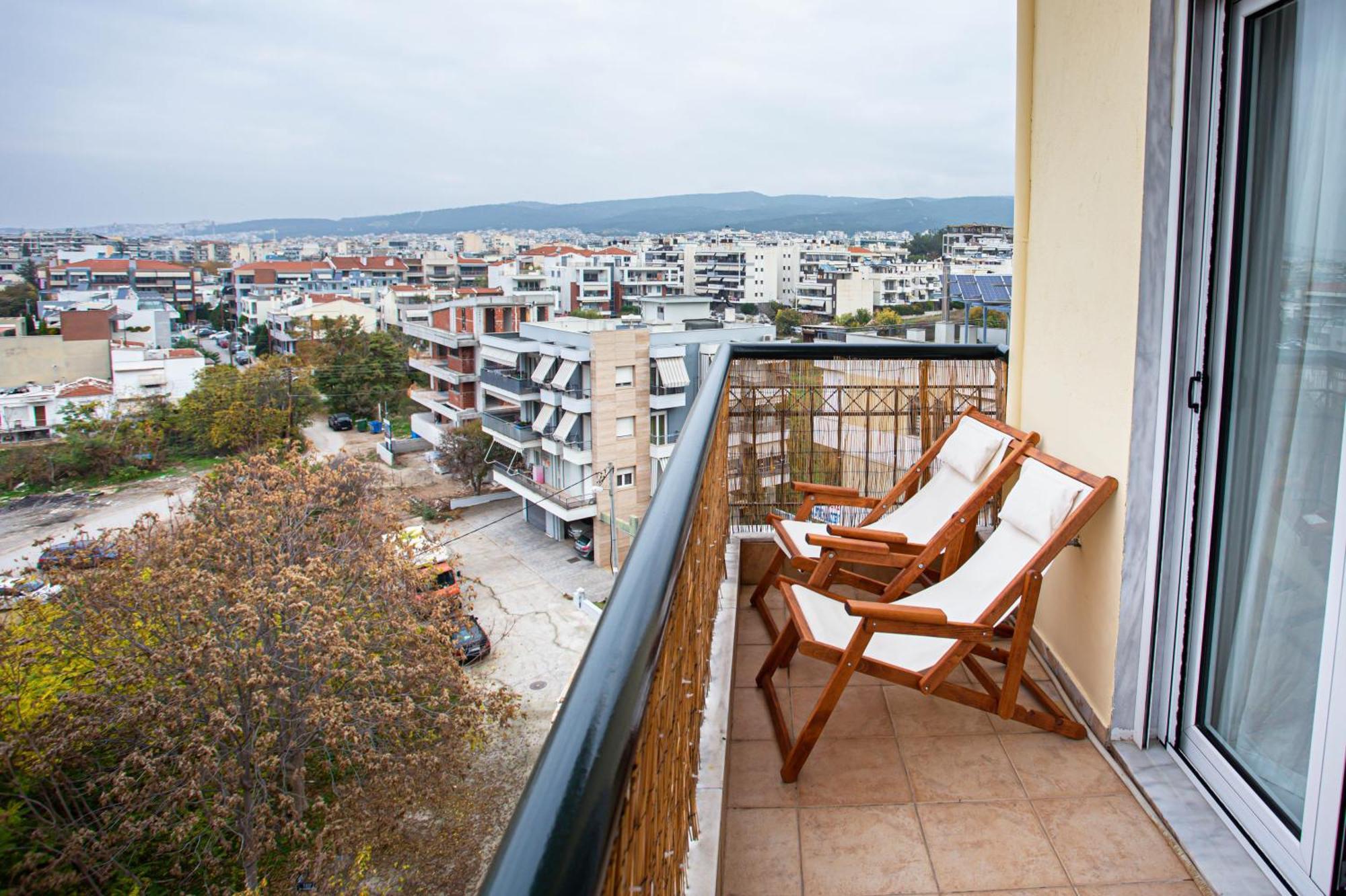 Celestial Garden-Thessaloniki'S Modern, Eclectic Penthouse With An Amazing View And Veranda מראה חיצוני תמונה